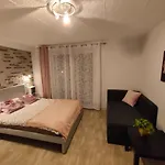 Grapa Szum Rzeki Parking Free *