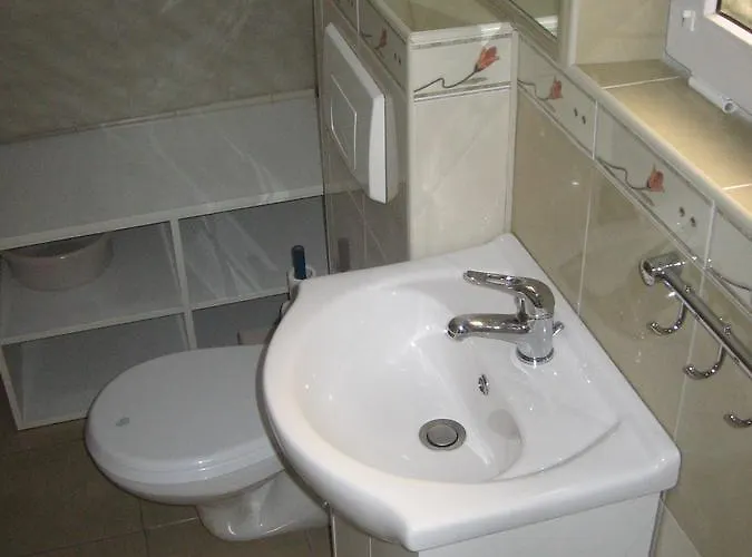 Grapa Szum Rzeki Parking Free