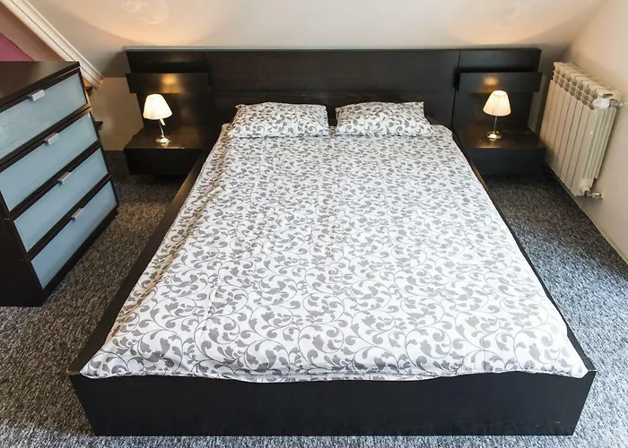 Grapa Szum Rzeki Parking Free *