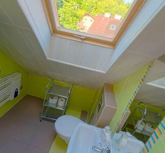 Grapa Szum Rzeki Parking Free דירה ויסלאו