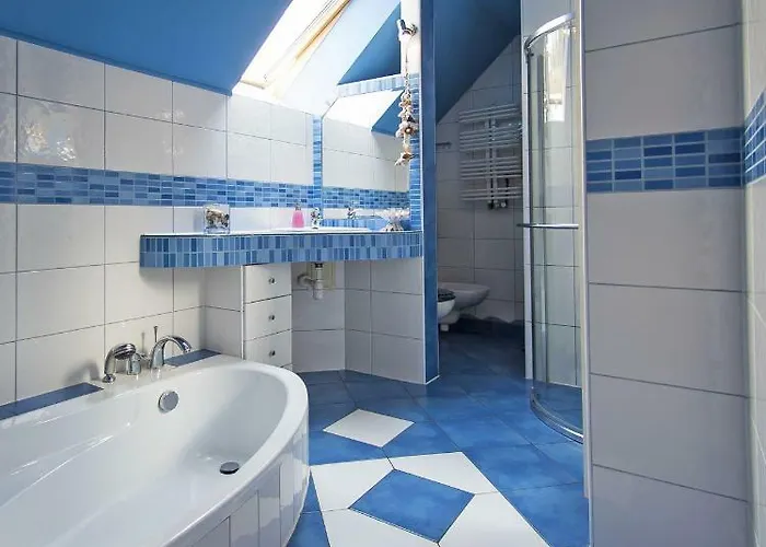 Grapa Szum Rzeki Parking Free ויסלאו